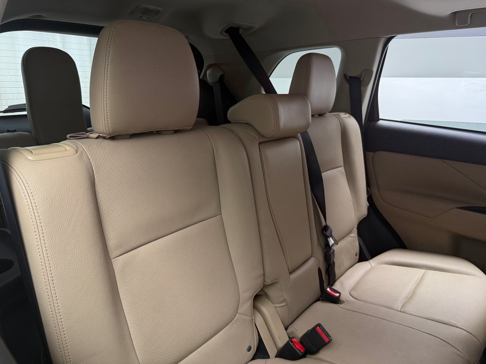 Thumbnail: 2018 Mitsubishi Outlander - 6