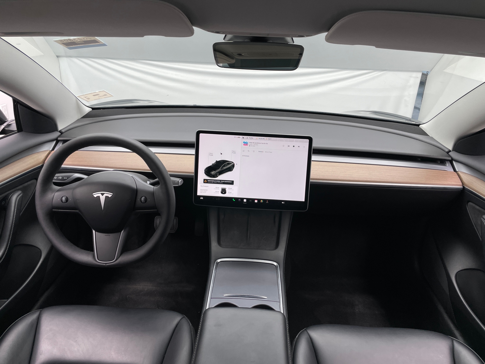 Thumbnail: 2022 Tesla Model 3 - 2