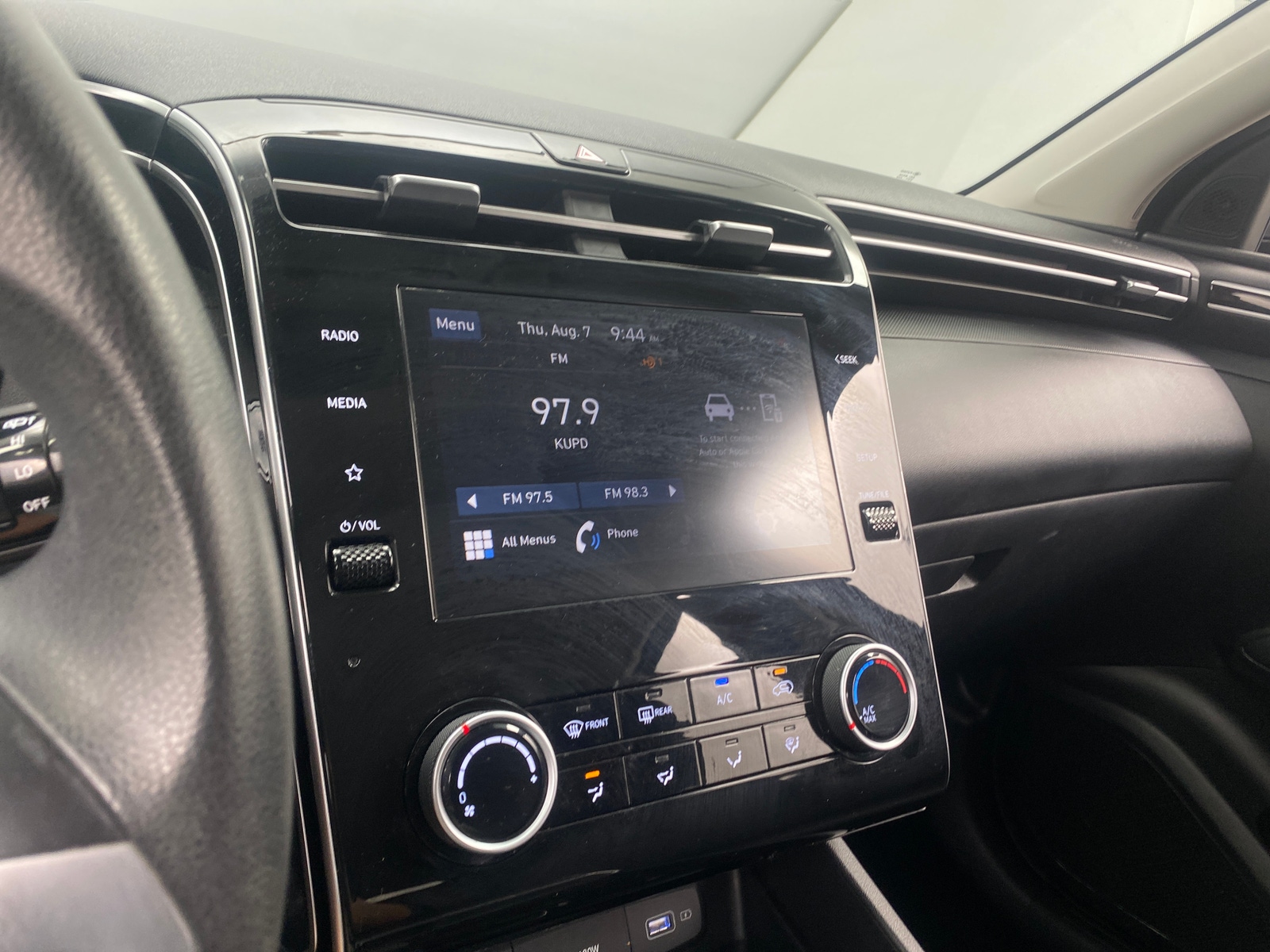 Thumbnail: 2022 Hyundai Tucson - 4