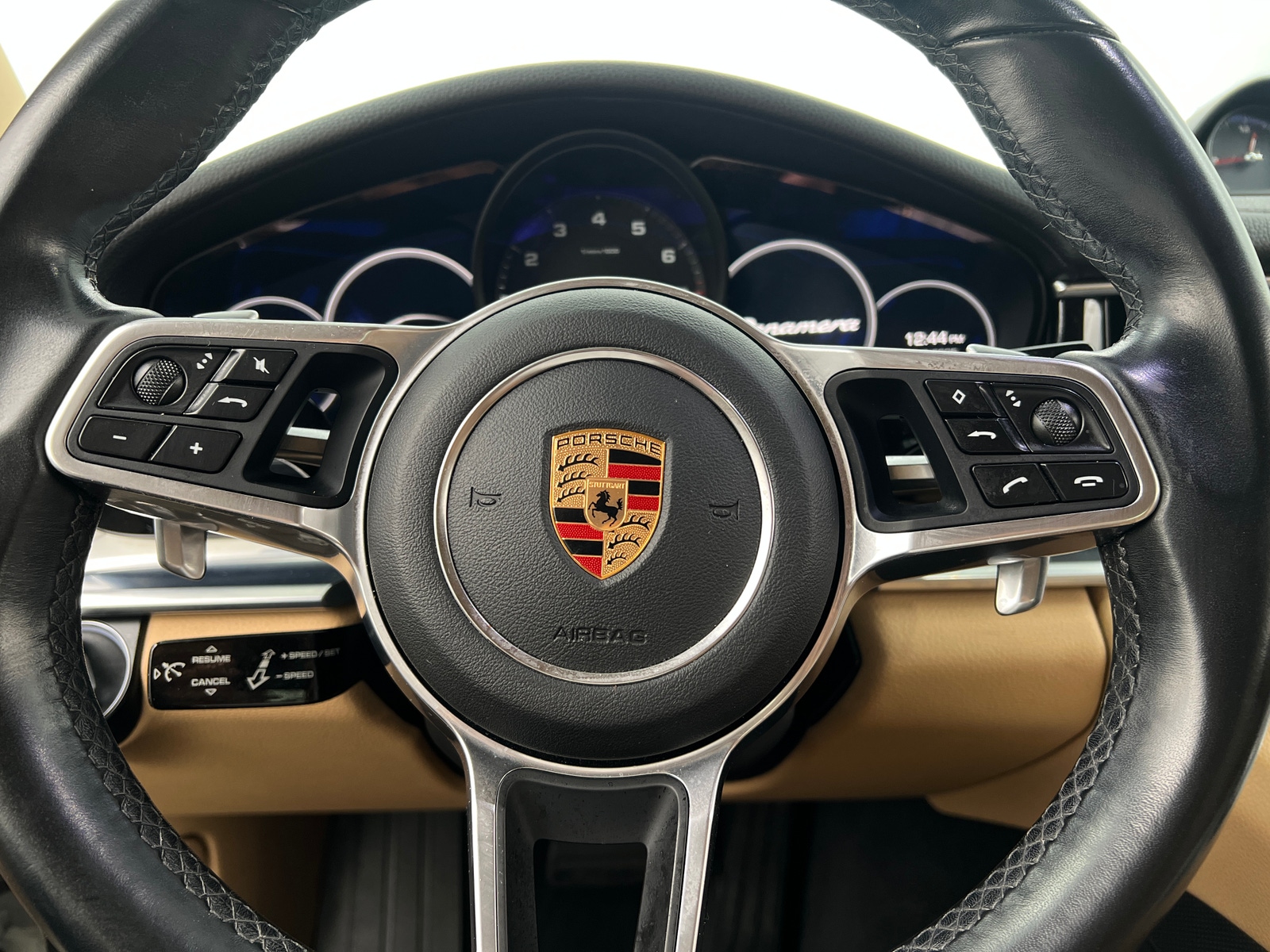 Thumbnail: 2018 Porsche Panamera - 4