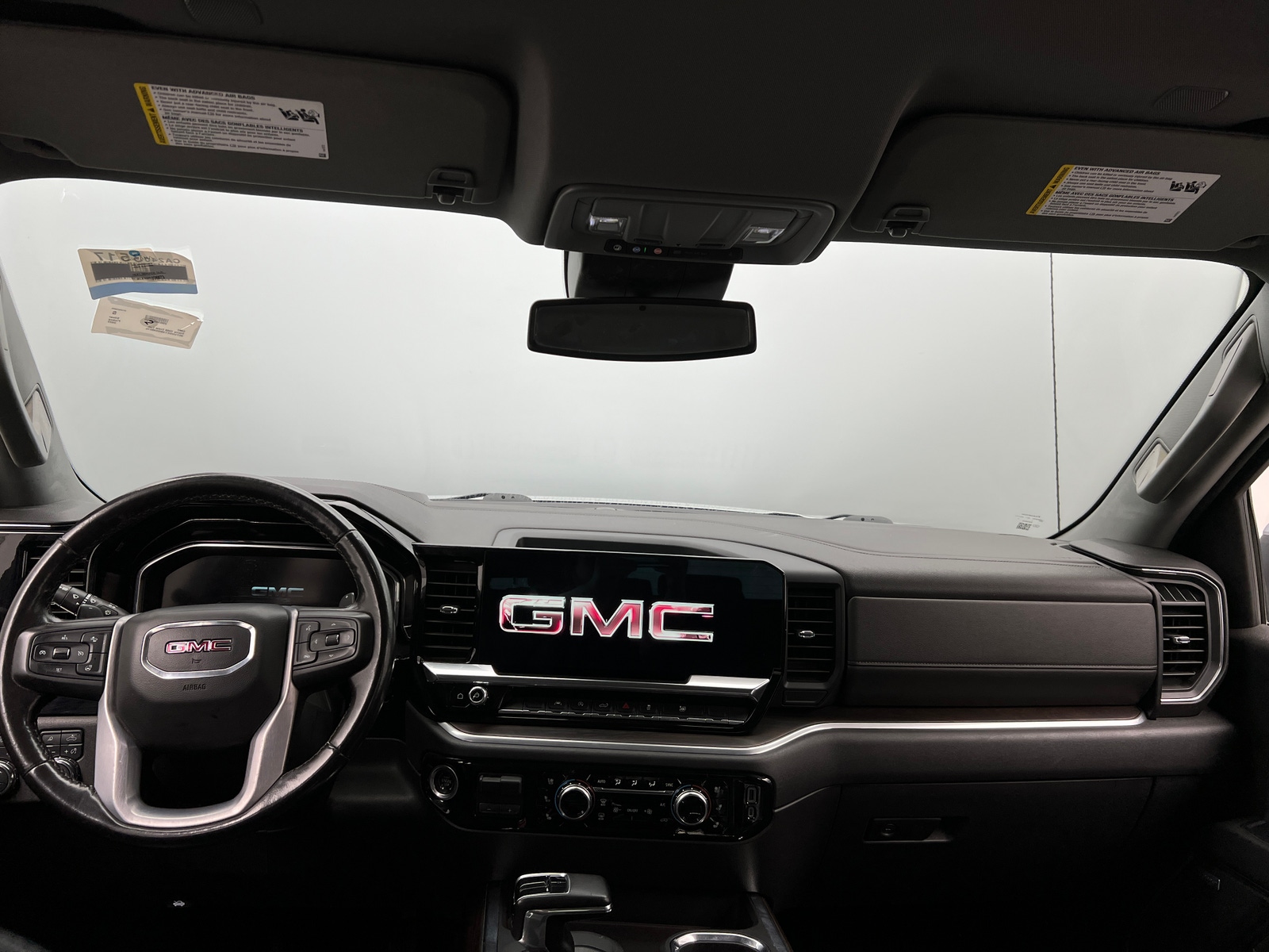Thumbnail: 2022 GMC Sierra 1500 - 2