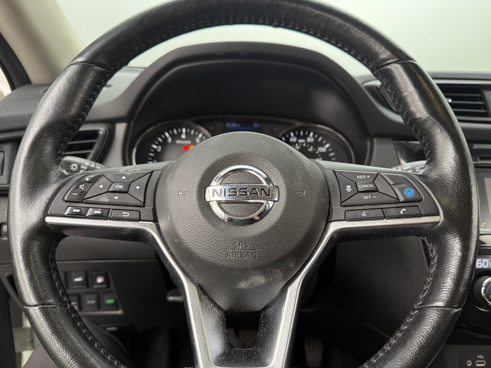 Thumbnail: 2019 Nissan Rogue - 5