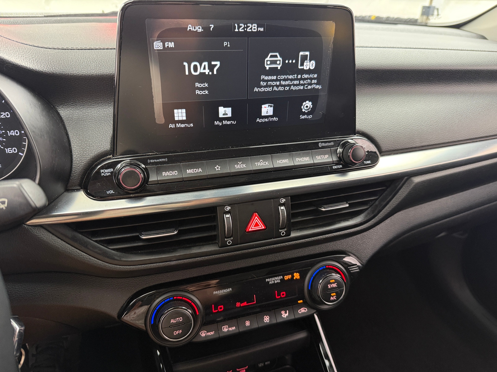 Thumbnail: 2019 Kia Forte - 4