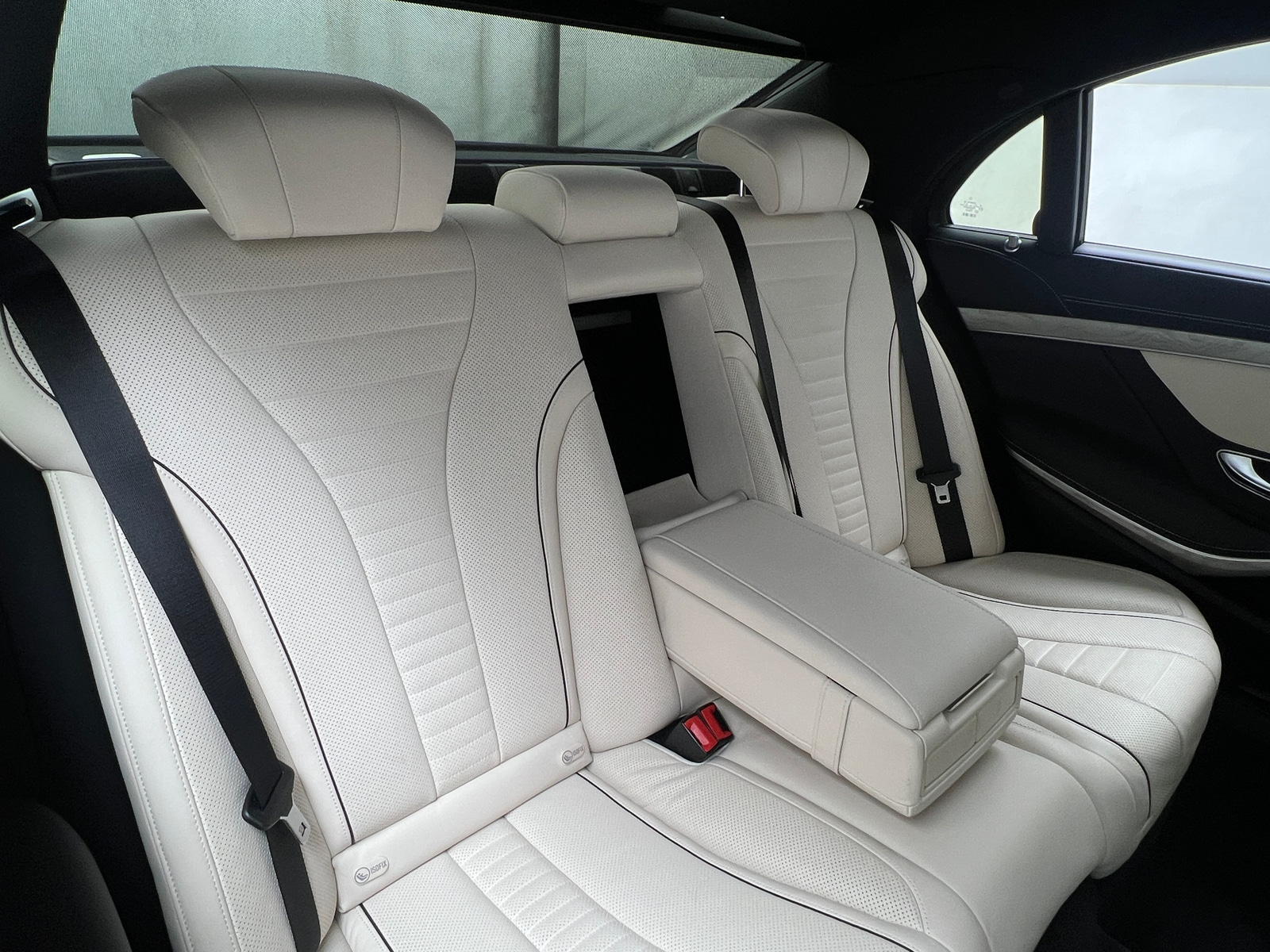 Thumbnail: 2015 Mercedes-Benz S-Class - 5