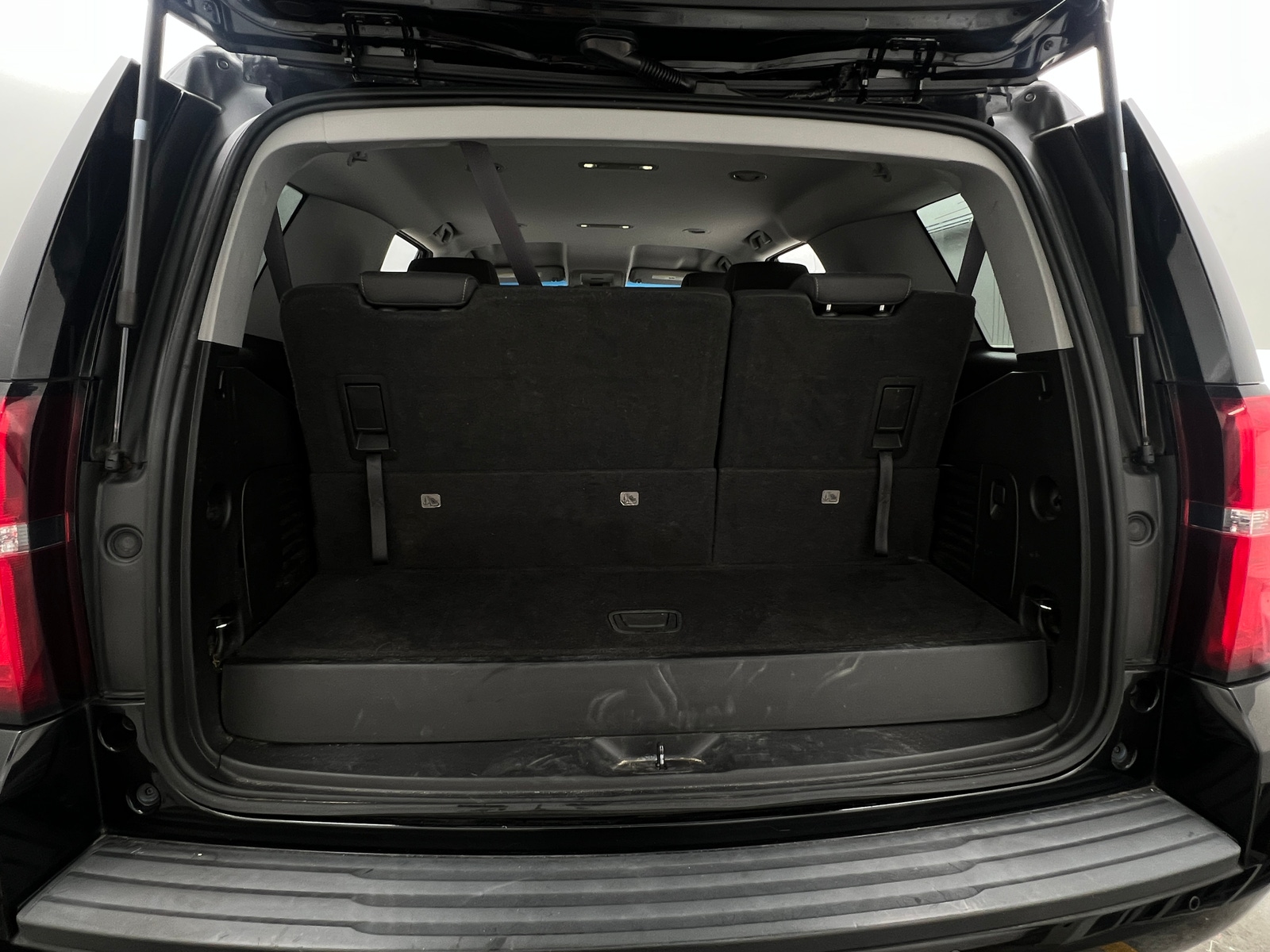 Thumbnail: 2016 Chevrolet Tahoe - 7