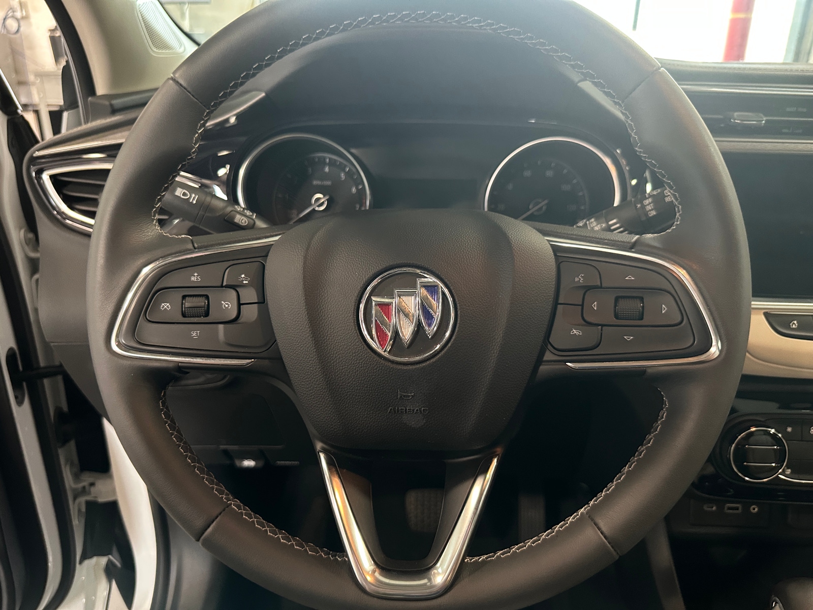 Thumbnail: 2023 Buick Encore GX - 4