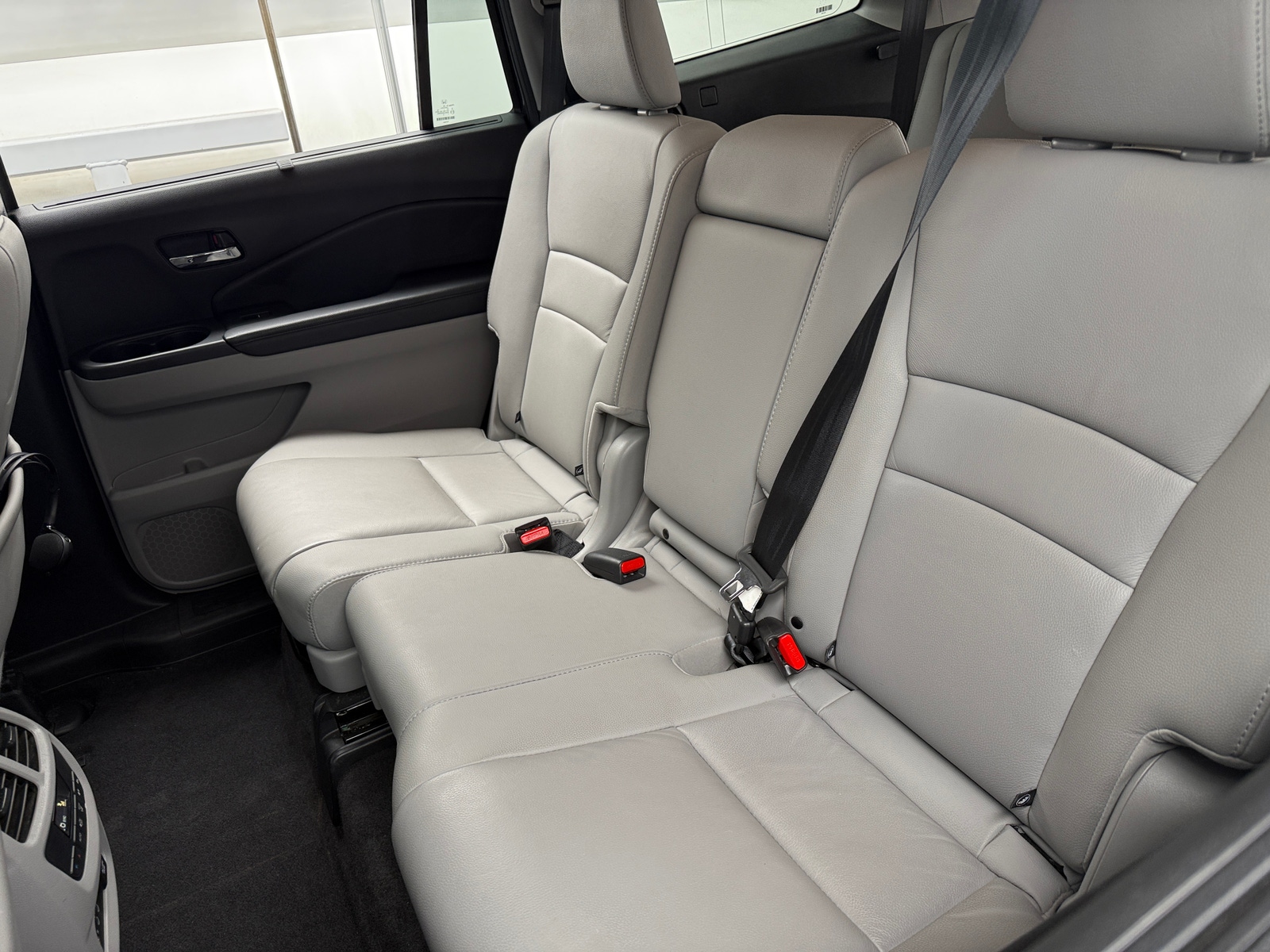 Thumbnail: 2017 Honda Pilot - 5