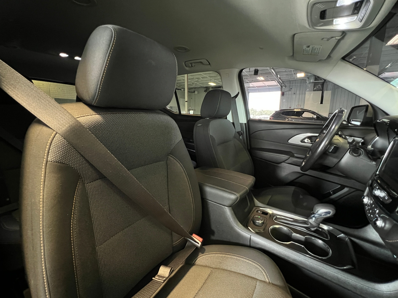 Thumbnail: 2021 Chevrolet Traverse - 2