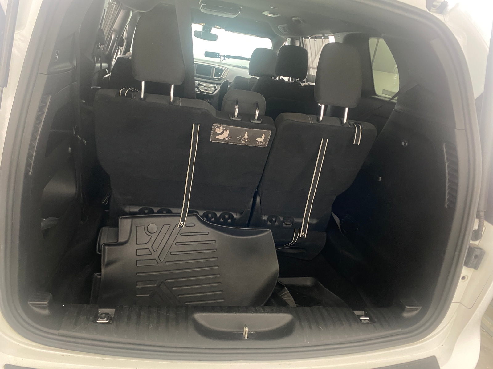 Thumbnail: 2019 Chrysler Pacifica - 7