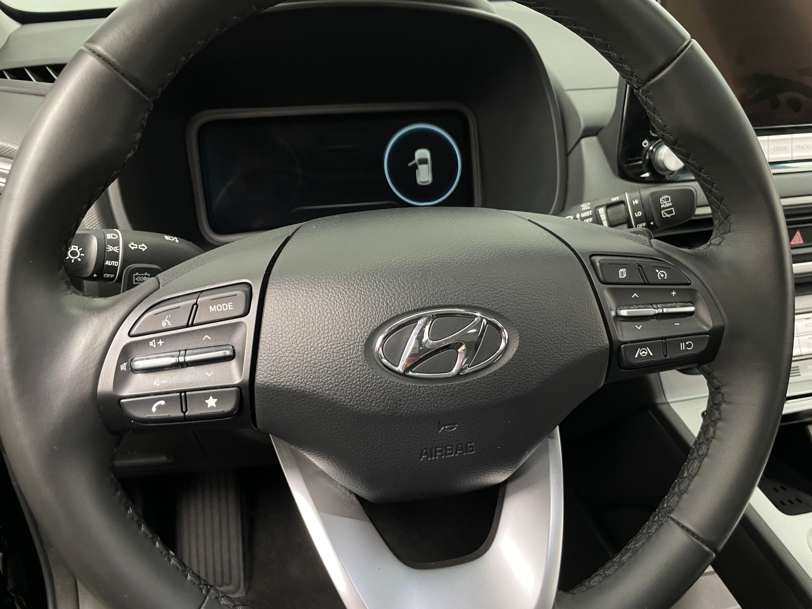 Thumbnail: 2023 Hyundai Kona - 5