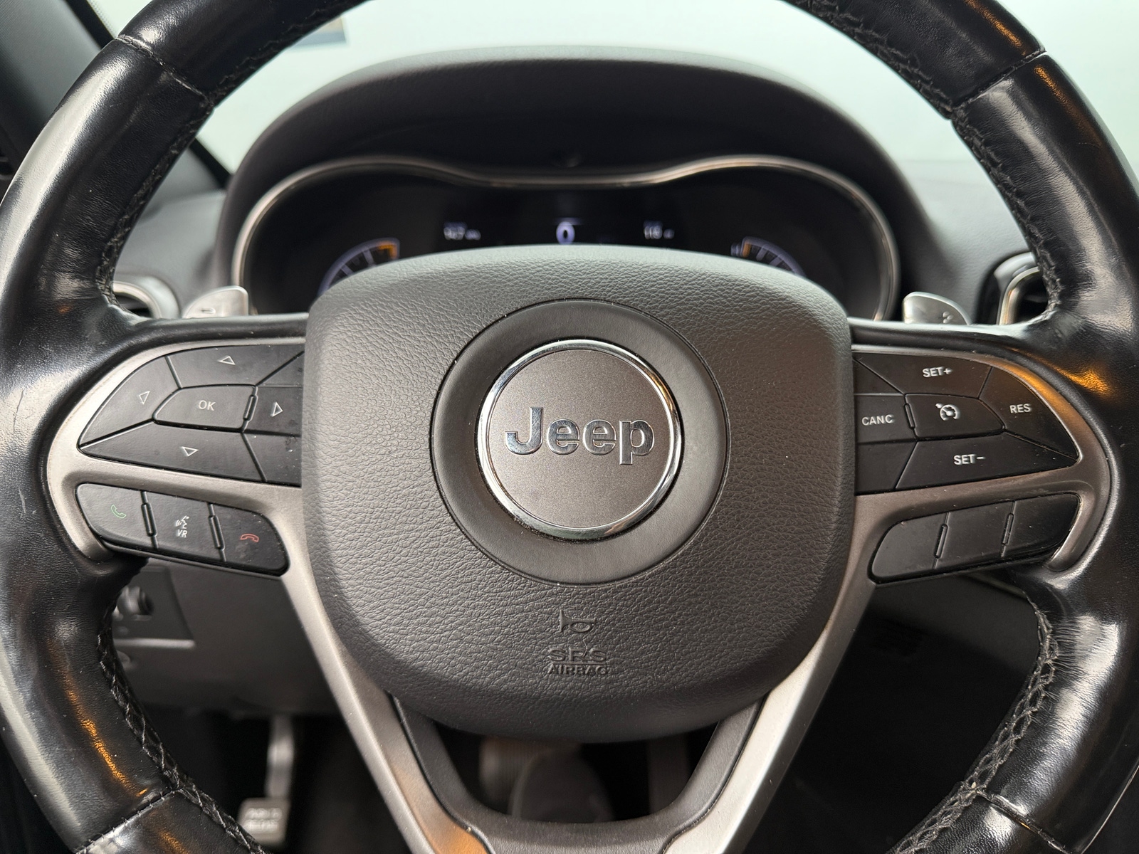 Thumbnail: 2020 Jeep Grand Cherokee - 4