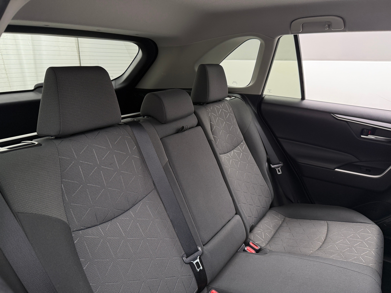 Thumbnail: 2020 Toyota RAV4 - 6