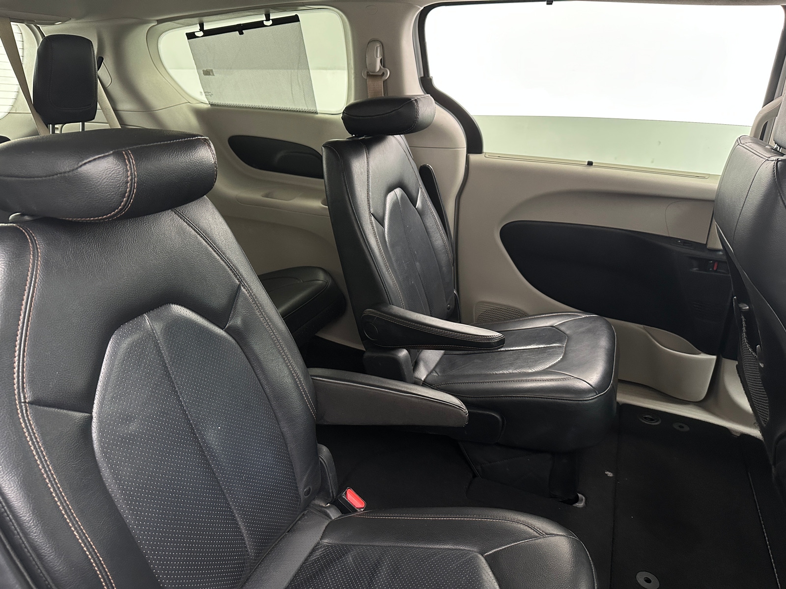 Thumbnail: 2020 Chrysler Pacifica - 6