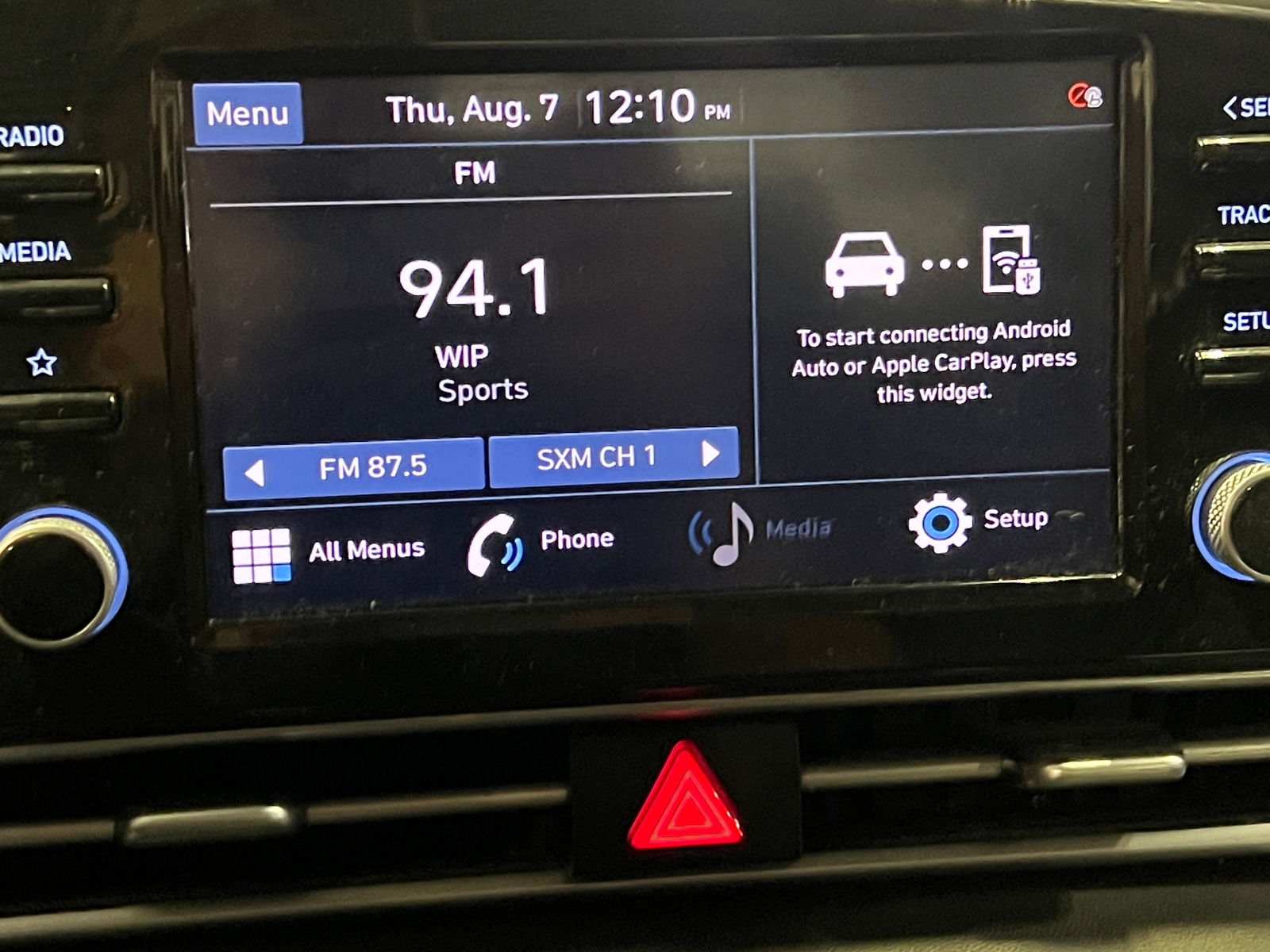 Thumbnail: 2021 Hyundai Elantra - 4