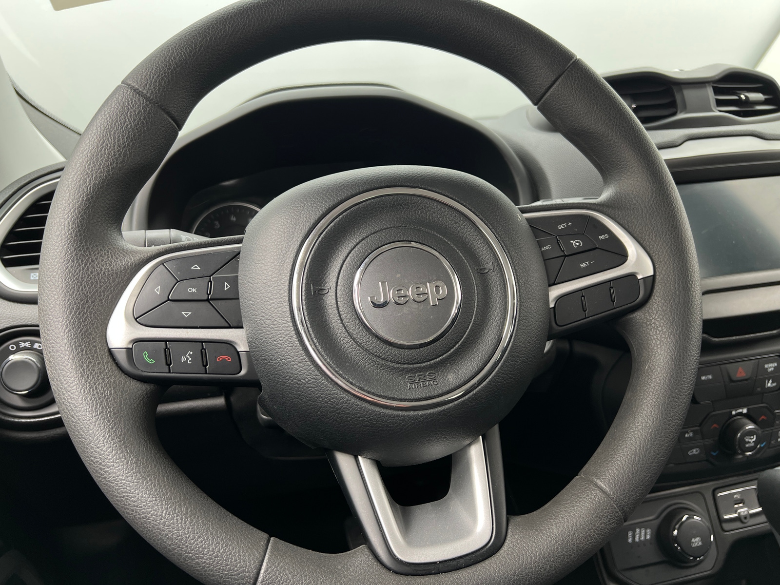 Thumbnail: 2021 Jeep Renegade - 5