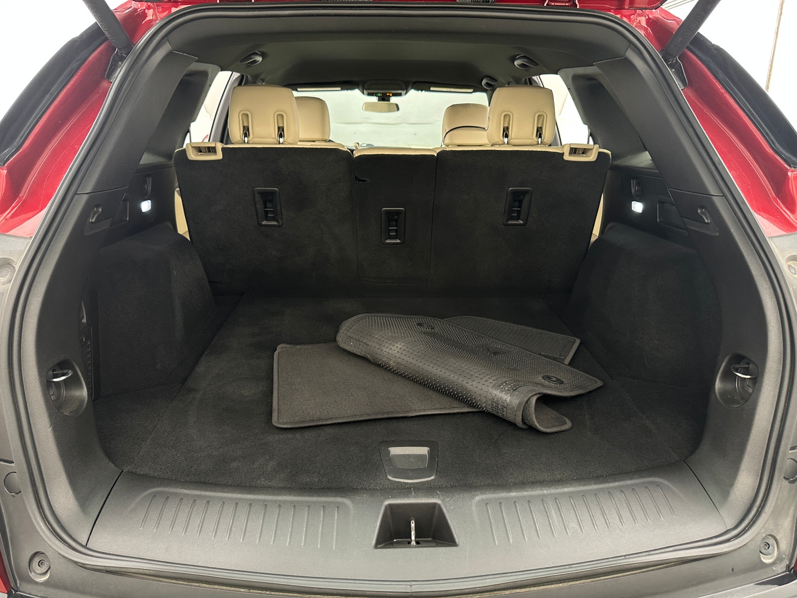 Thumbnail: 2019 Cadillac XT5 - 6