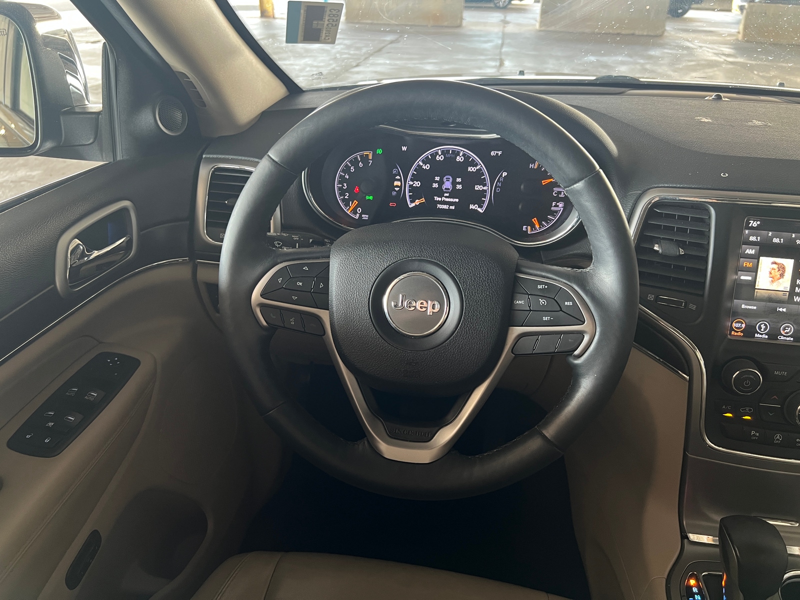 Thumbnail: 2018 Jeep Grand Cherokee - 4