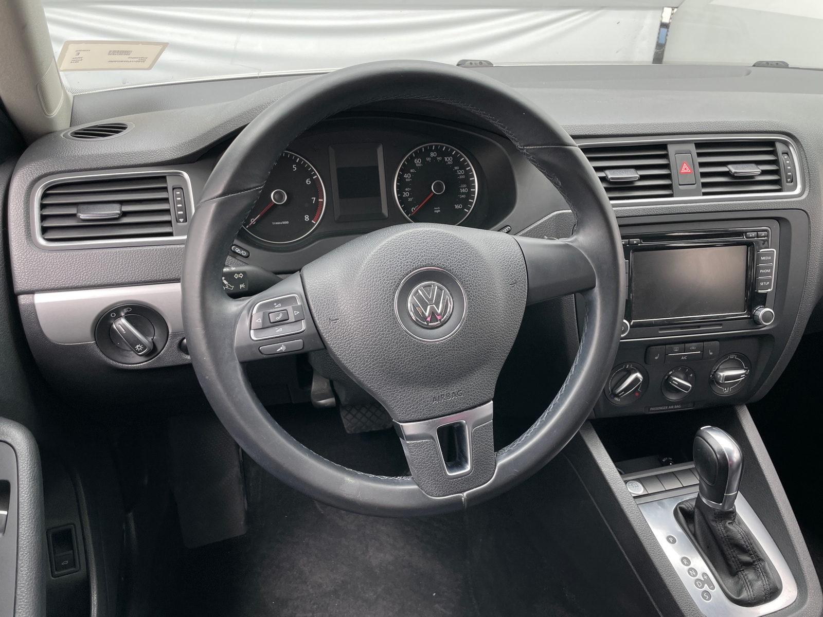 Thumbnail: 2014 Volkswagen Jetta - 4