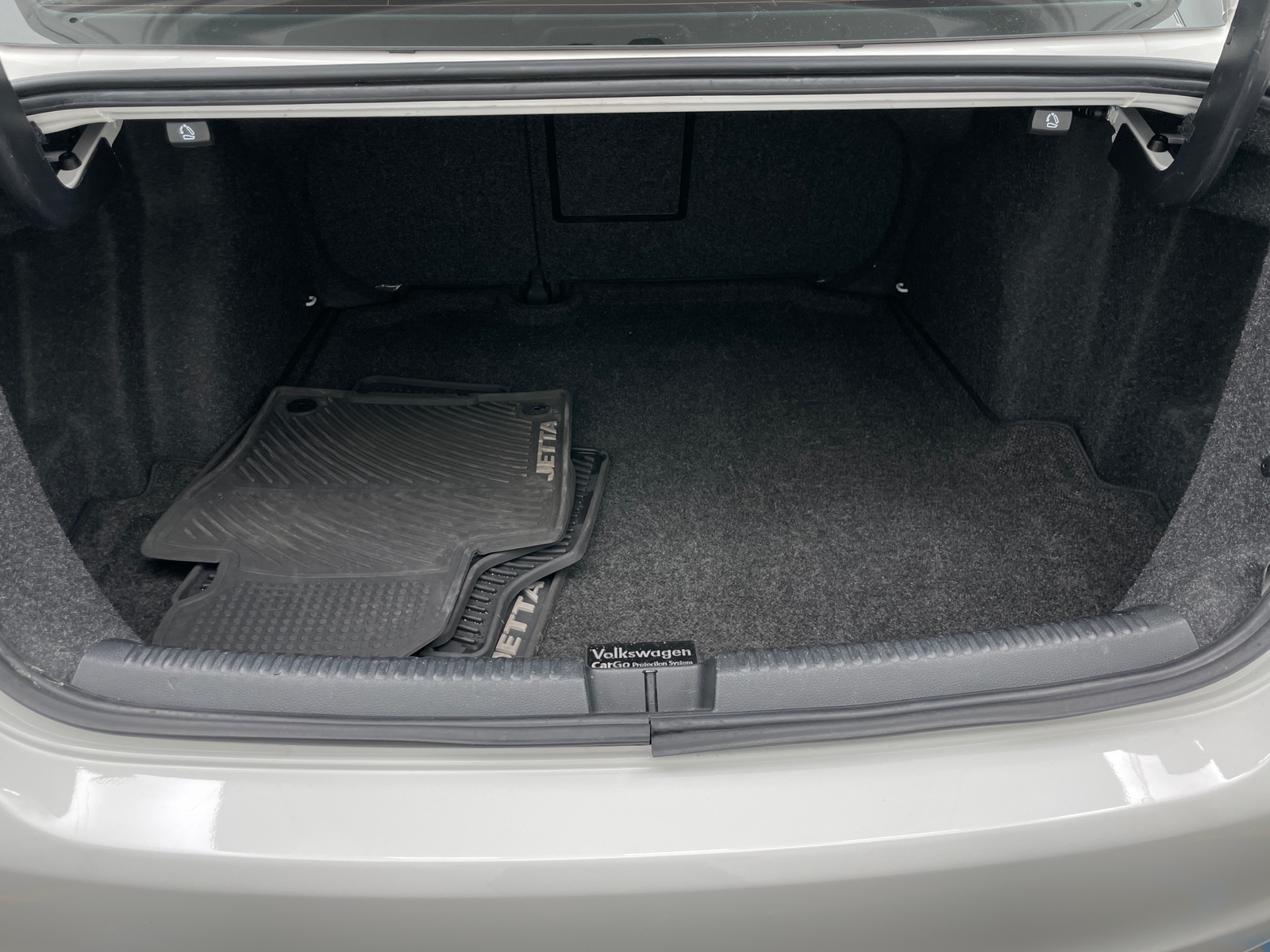 Thumbnail: 2014 Volkswagen Jetta - 6