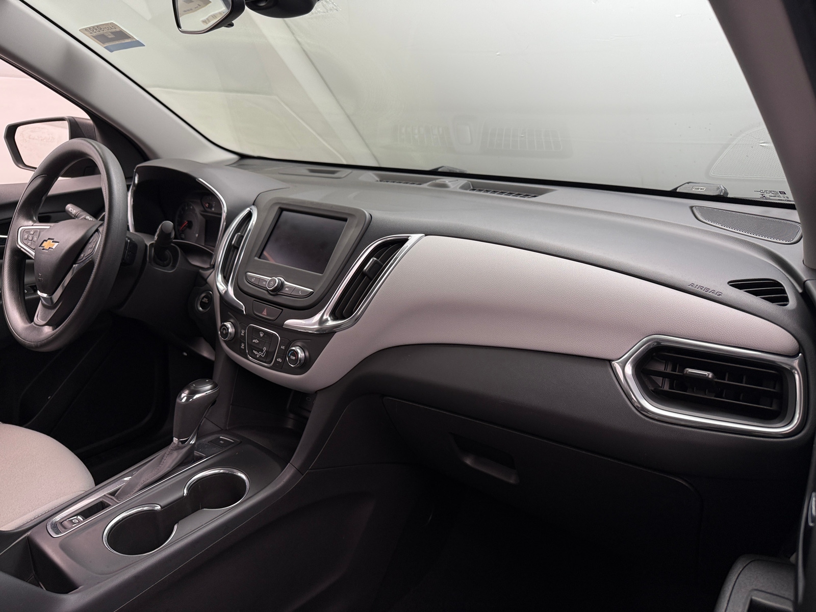 Thumbnail: 2020 Chevrolet Equinox - 3