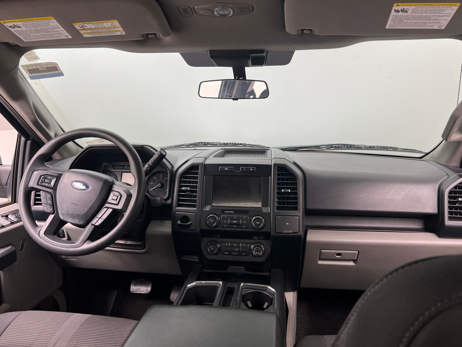 Thumbnail: 2019 Ford Econoline - 3