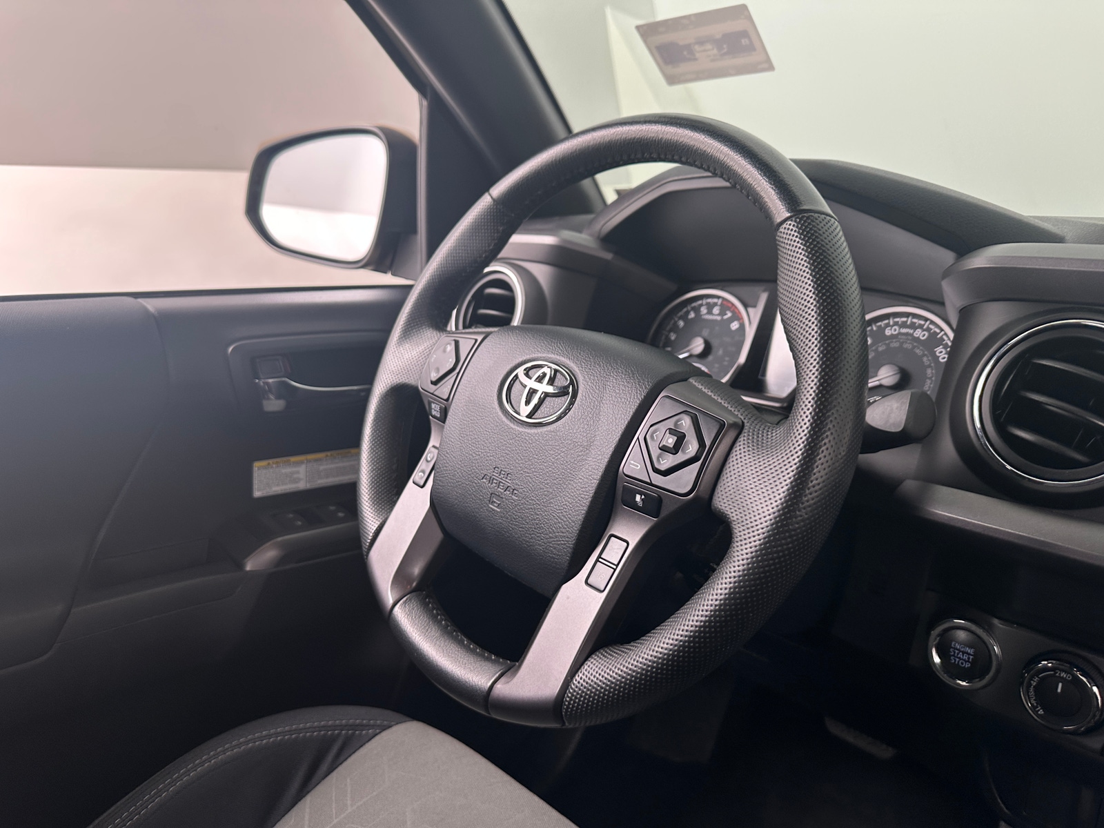 Thumbnail: 2020 Toyota Tacoma - 5