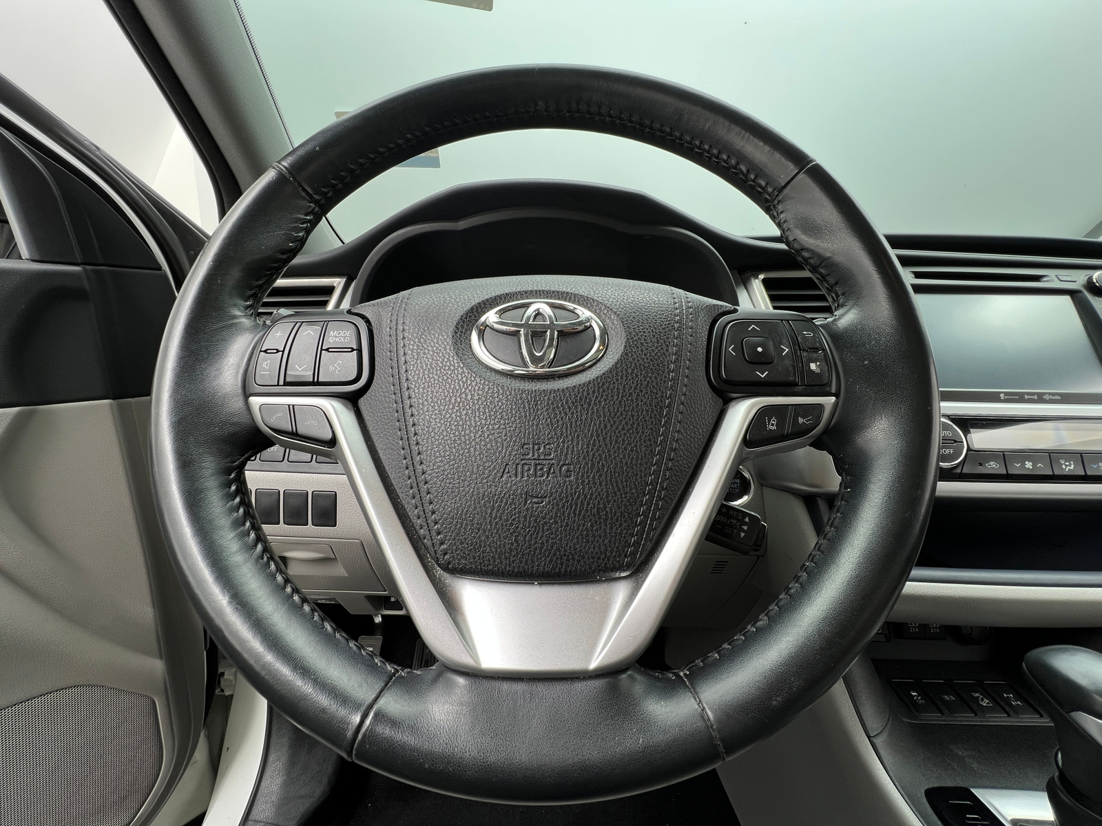 Thumbnail: 2017 Toyota Highlander - 4