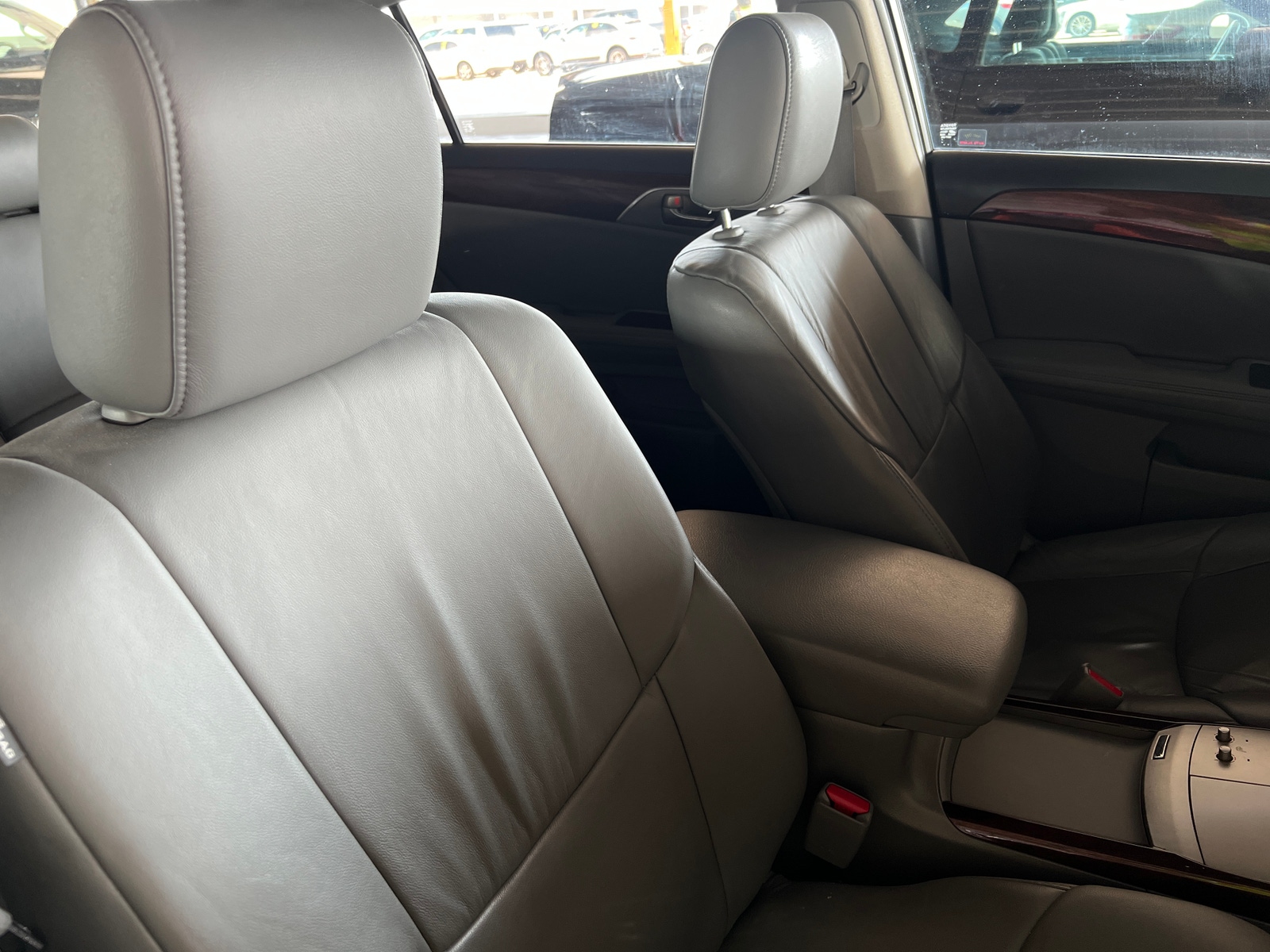 Thumbnail: 2010 Toyota Avalon - 2