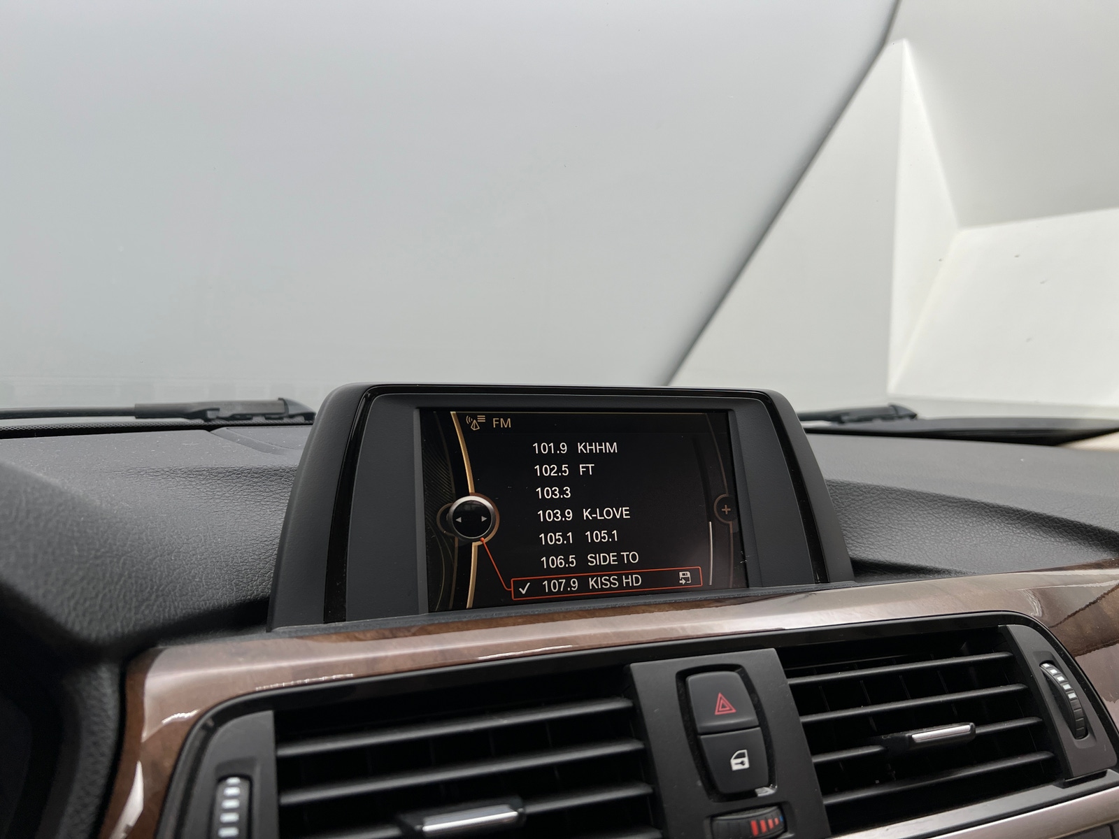 Thumbnail: 2013 BMW 3 Series - 3
