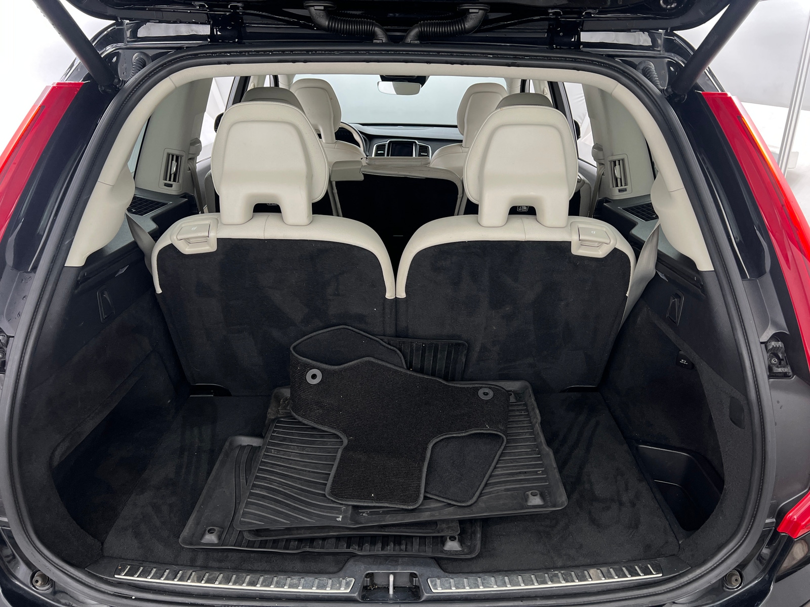 Thumbnail: 2020 Volvo XC90 - 6
