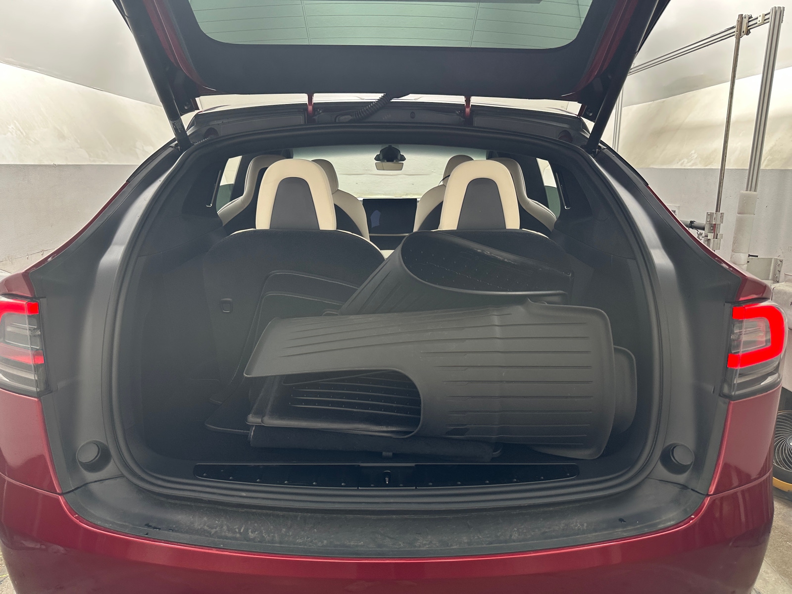 Thumbnail: 2023 Tesla Model X - 7