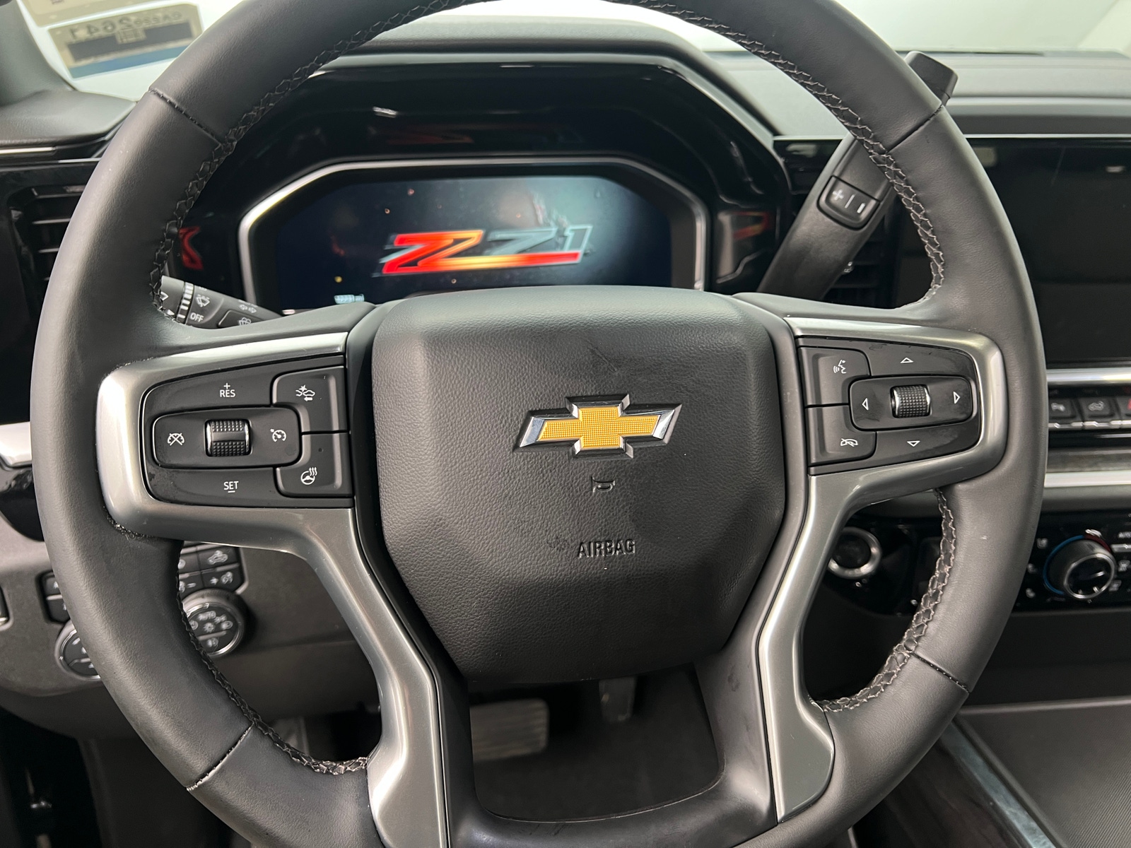 Thumbnail: 2024 Chevrolet Silverado 2500 - 4
