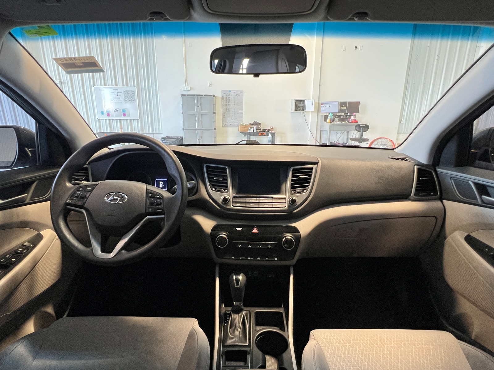 Thumbnail: 2018 Hyundai Tucson - 3