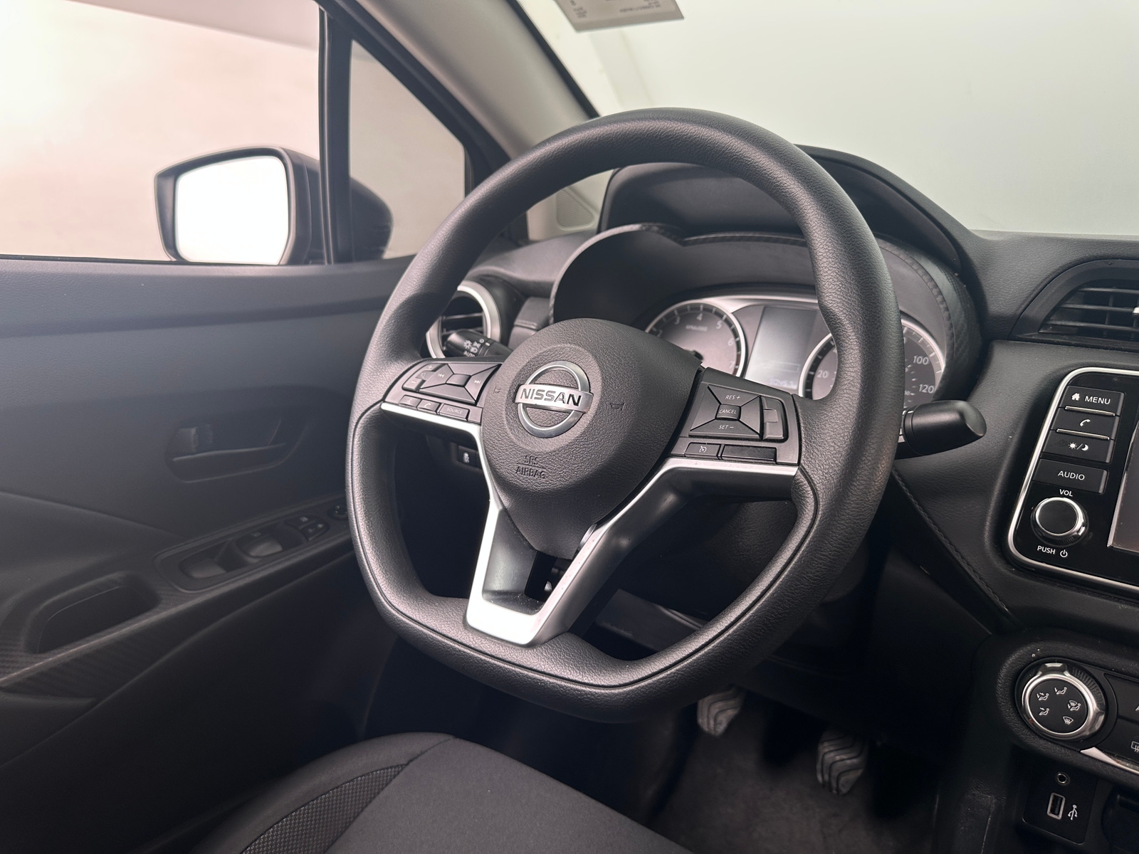 Thumbnail: 2020 Nissan Versa - 5