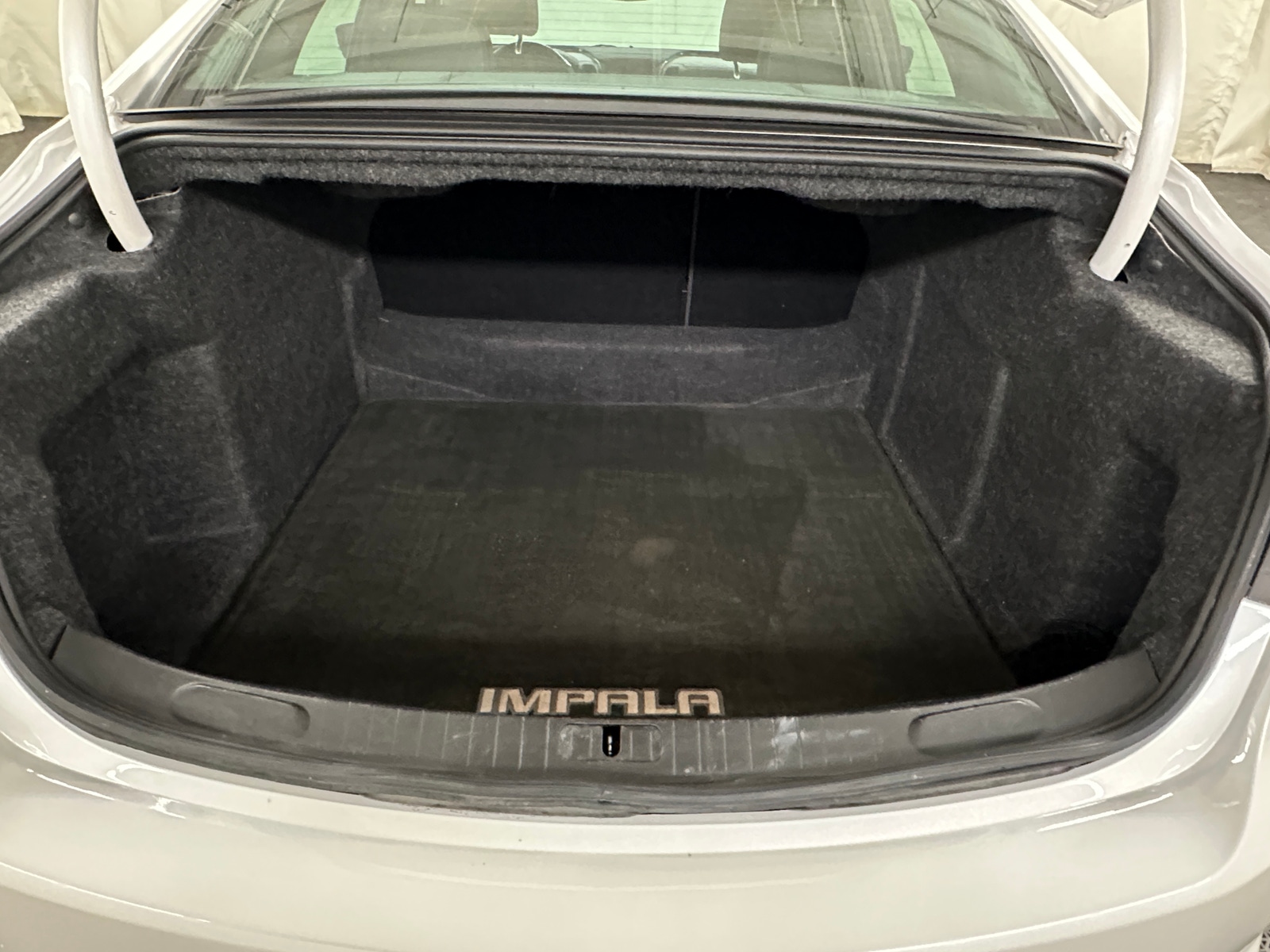 Thumbnail: 2017 Chevrolet Impala - 6