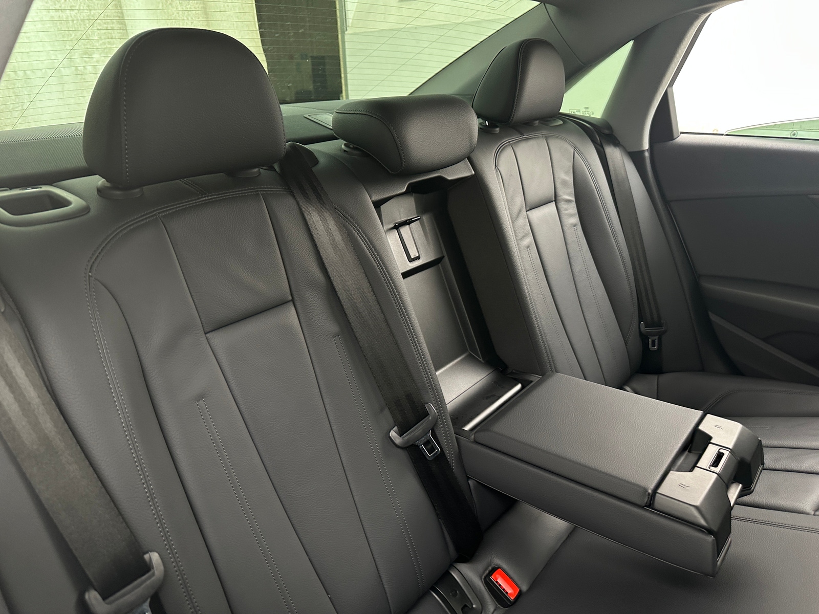 Thumbnail: 2019 Audi A4 - 5