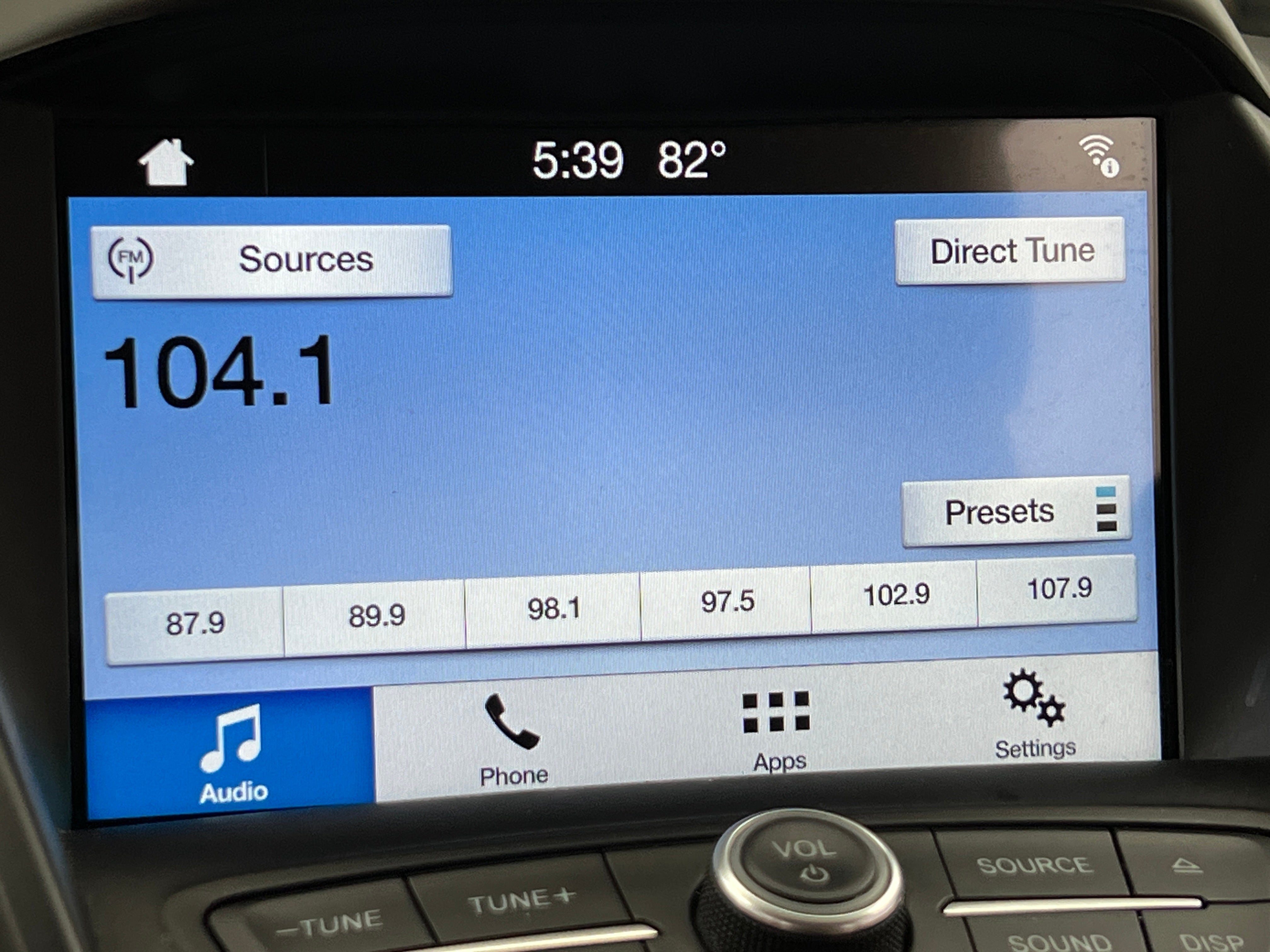 Thumbnail: 2017 Ford Escape - 4