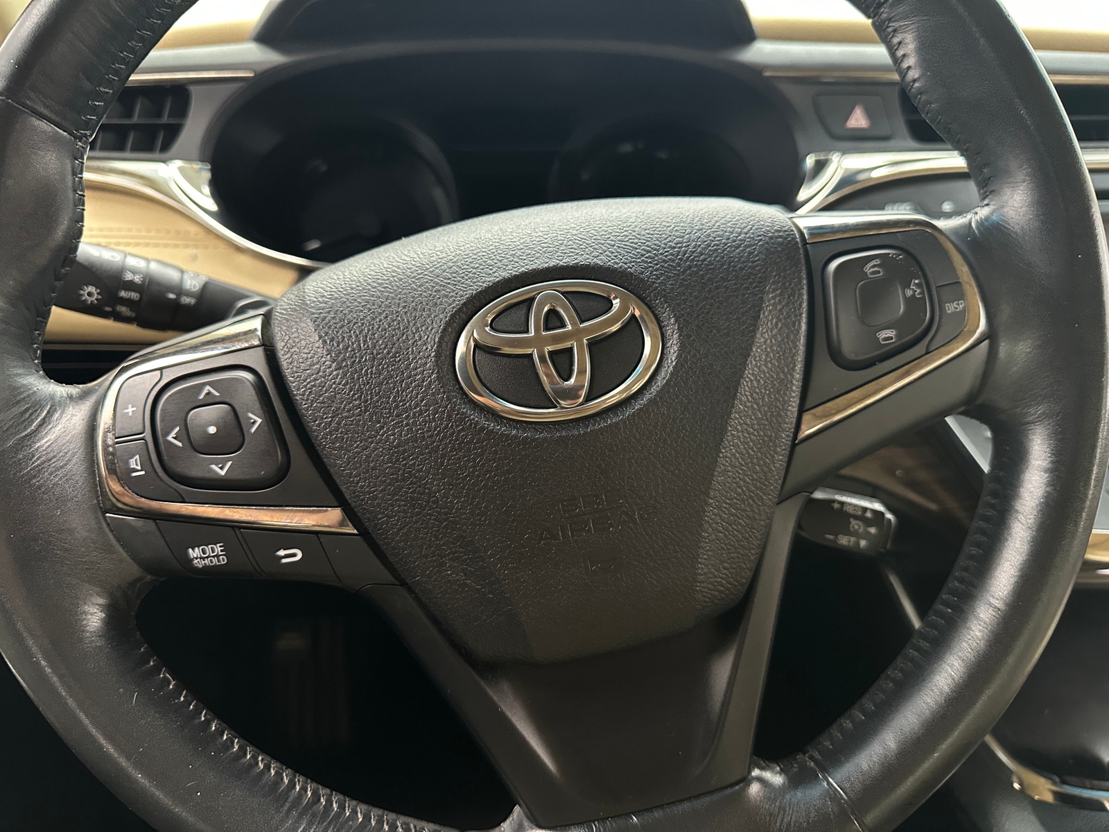 Thumbnail: 2014 Toyota Avalon - 4
