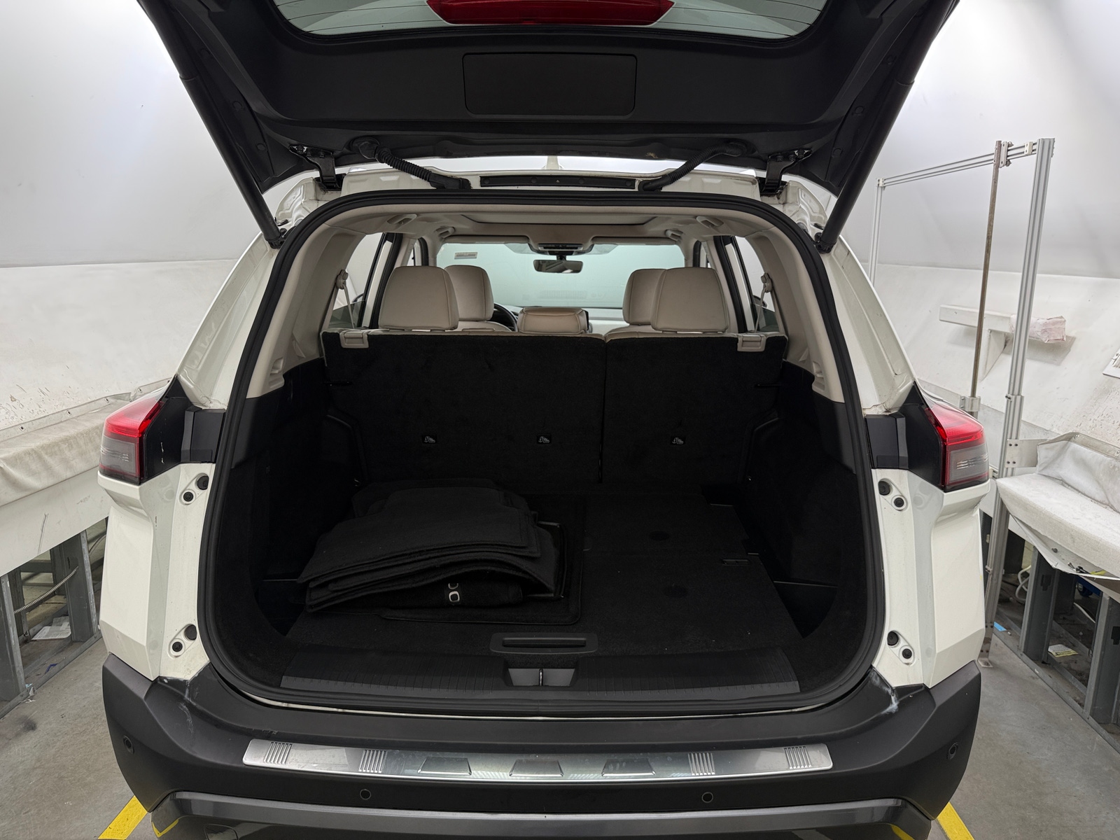Thumbnail: 2023 Nissan Rogue - 6