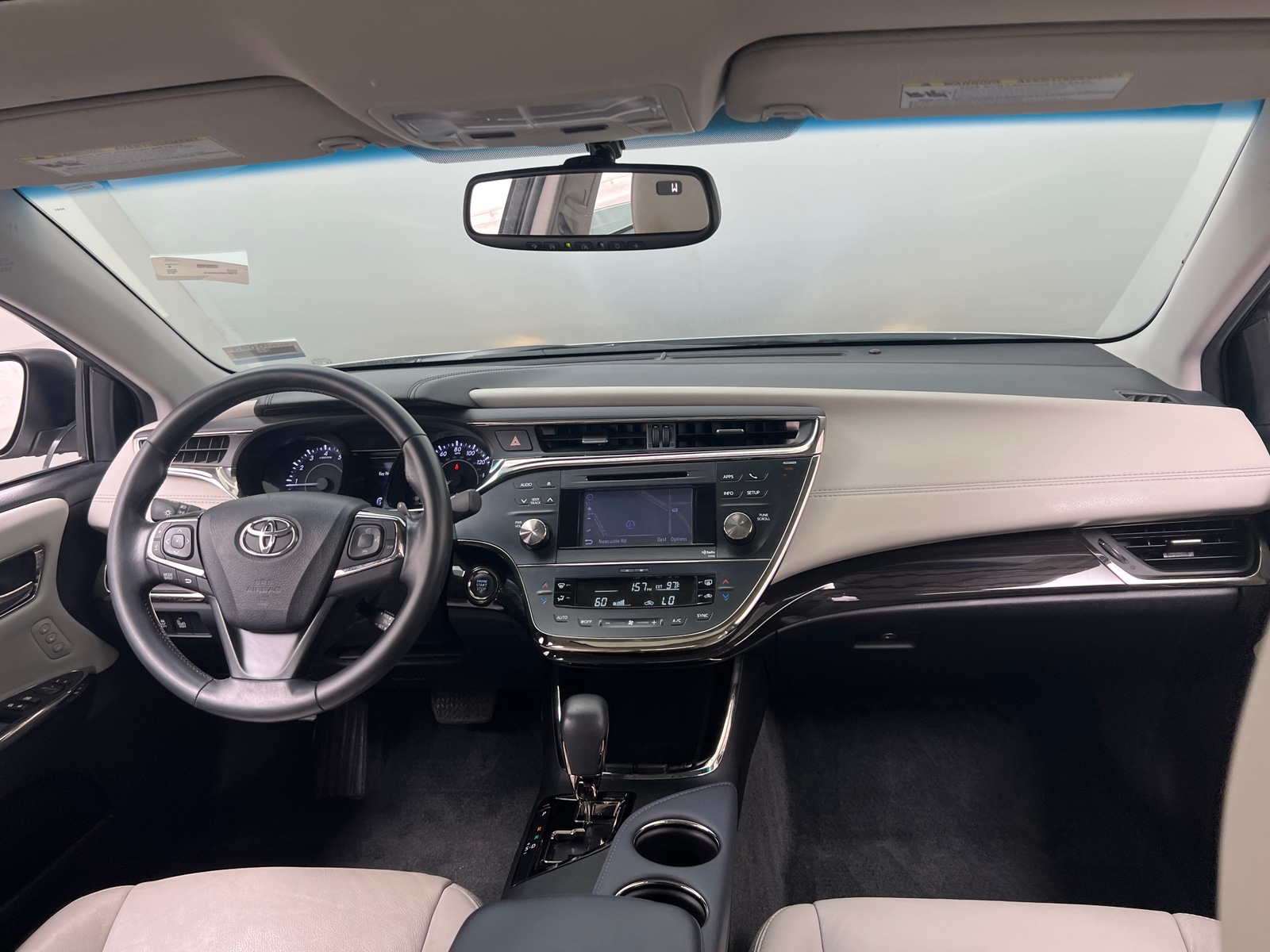 Thumbnail: 2013 Toyota Avalon - 2