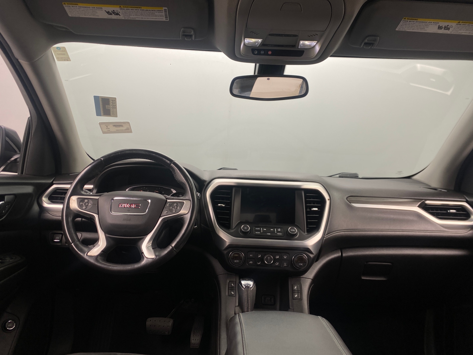 Thumbnail: 2017 GMC Acadia - 2