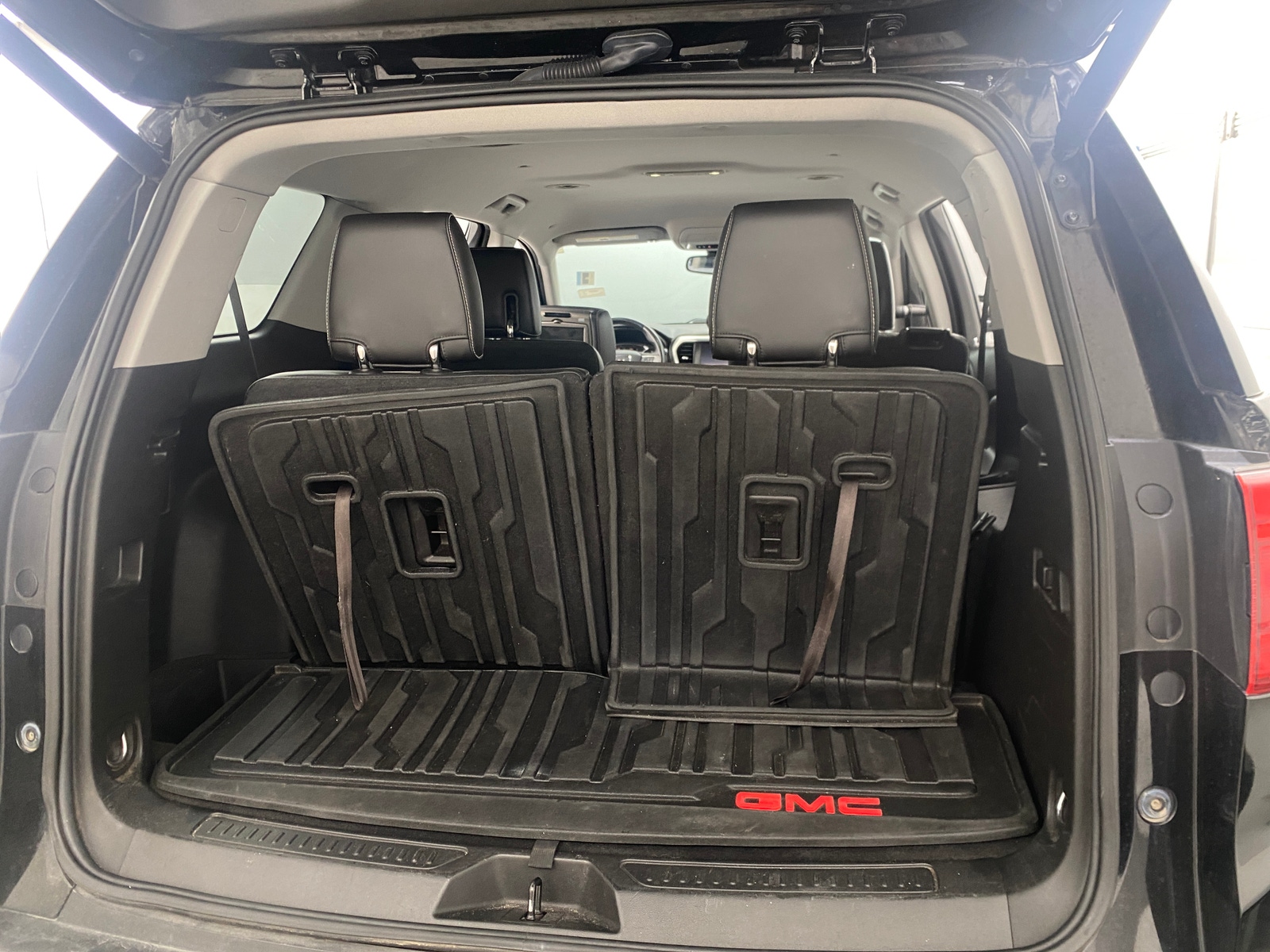 Thumbnail: 2017 GMC Acadia - 6