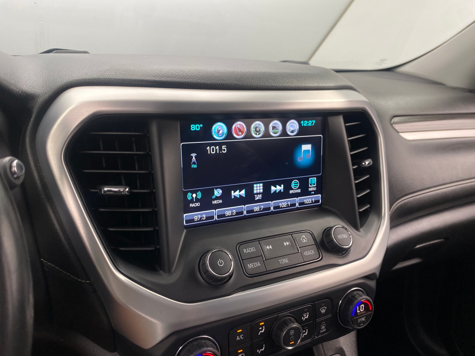 Thumbnail: 2017 GMC Acadia - 3