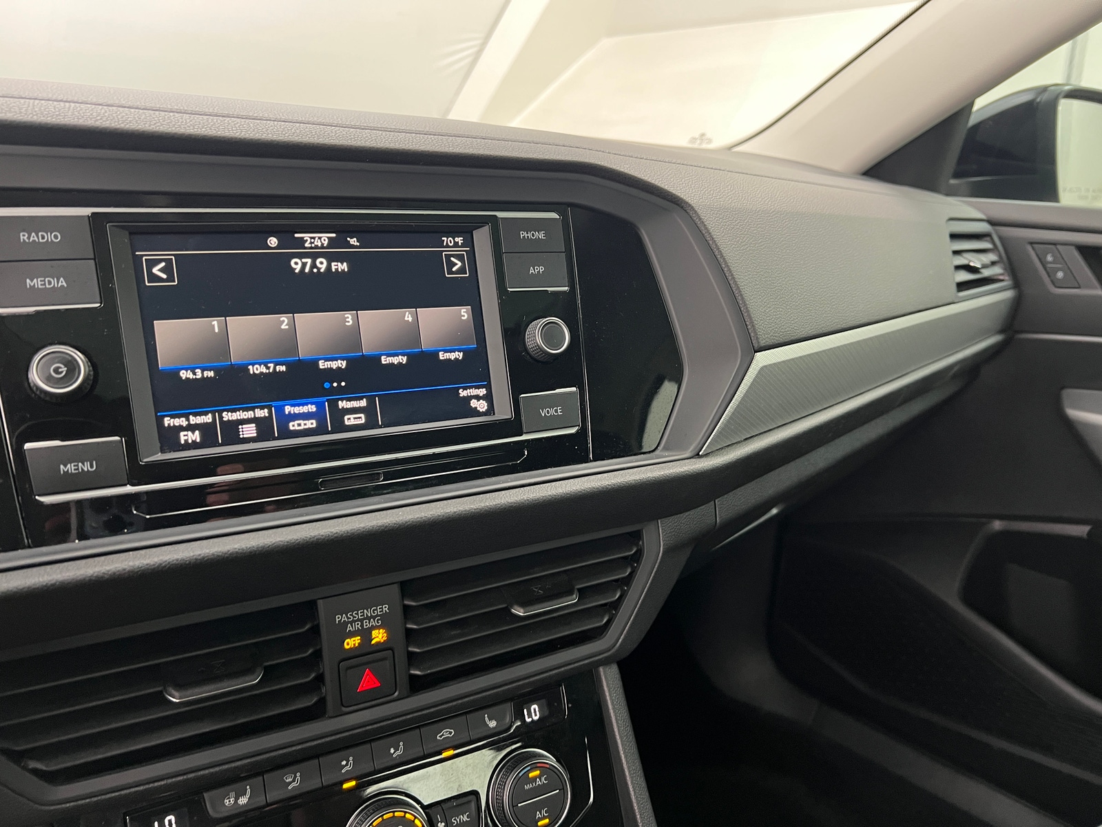 Thumbnail: 2021 Volkswagen Jetta - 3