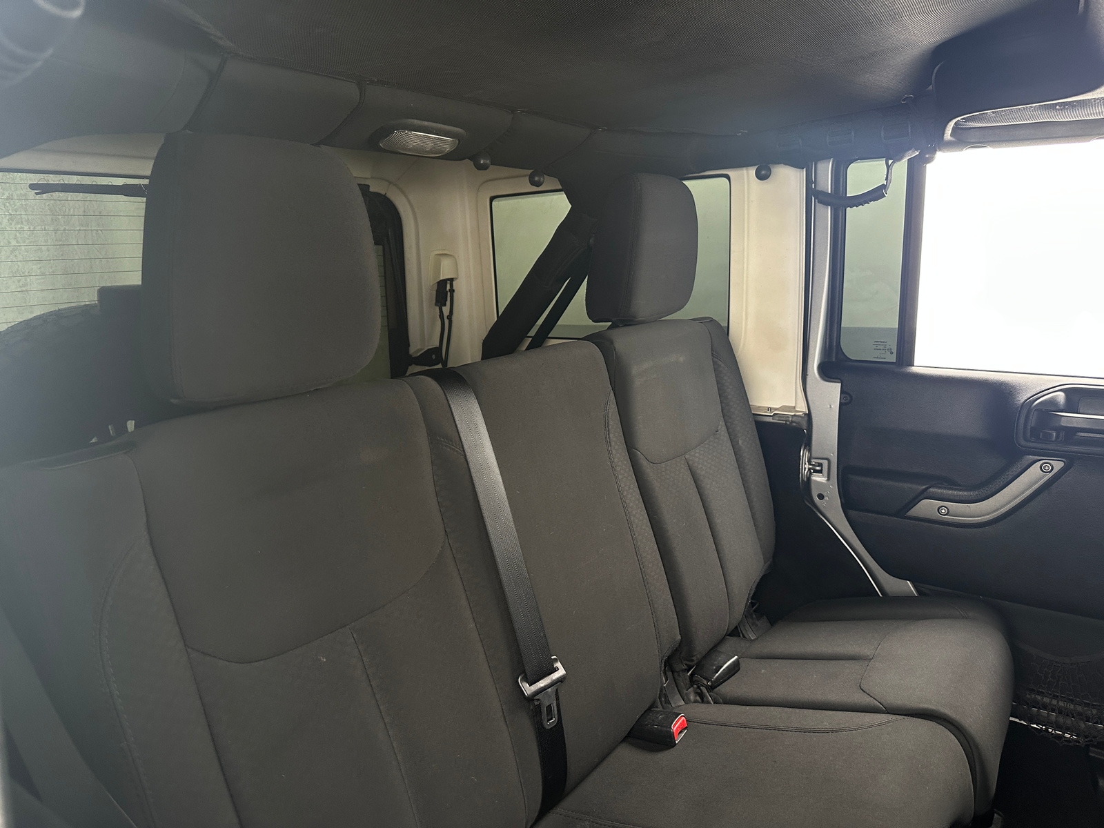 Thumbnail: 2016 Jeep Wrangler - 6