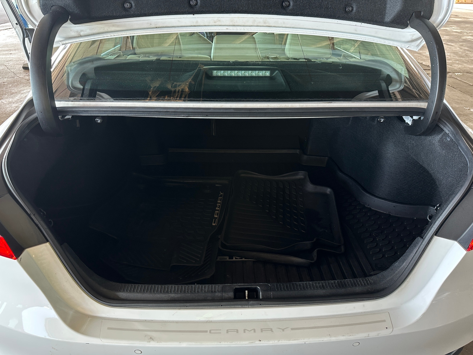 Thumbnail: 2018 Toyota Camry - 6