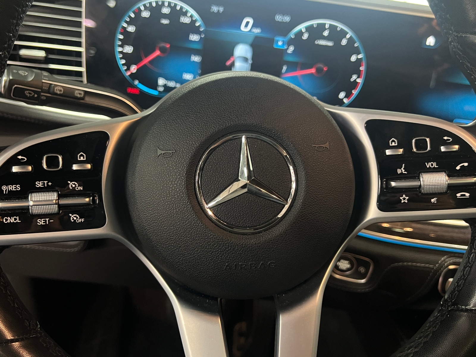 Thumbnail: 2021 Mercedes-Benz GLE - 4