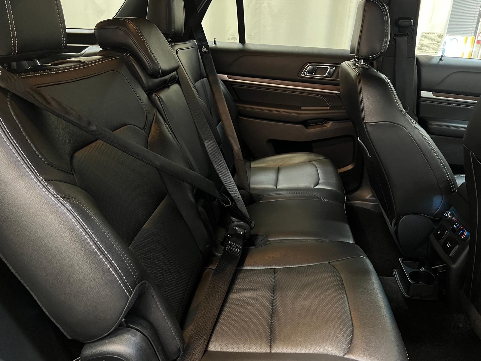 Thumbnail: 2018 Ford Explorer - 5