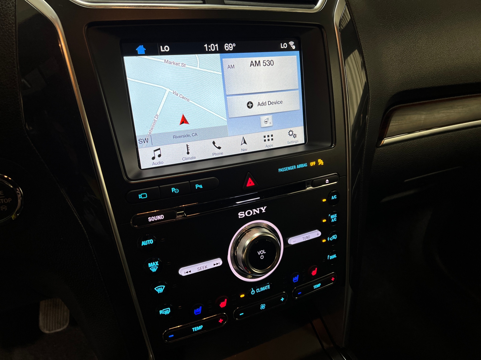 Thumbnail: 2018 Ford Explorer - 3