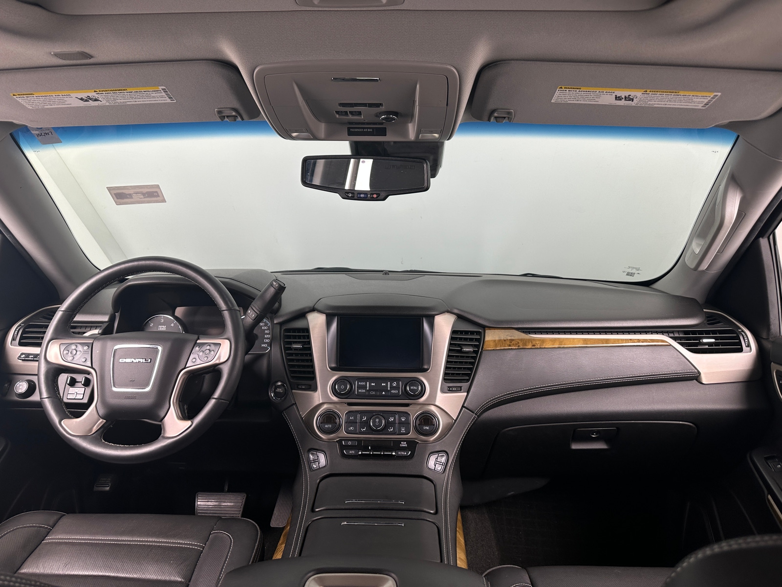 Thumbnail: 2017 GMC Yukon XL - 2